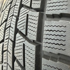 ベンツ　gクラス 　スタッドレスタイヤ４本
の画像