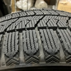 TOYOTIRES オブザーブGIZ2 ホイール&タイヤ4本セット　215/45R17　スタッドレスの画像