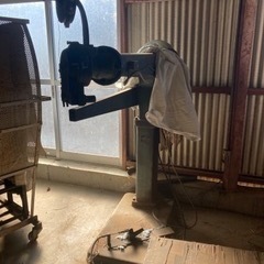 ダンボール加工　機械　鉄屑　6台の画像