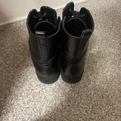 ショートブーツの画像