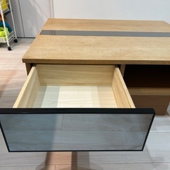 机、センターテーブルの画像