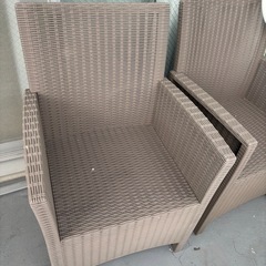 【取り引き中のため停止】椅子の画像