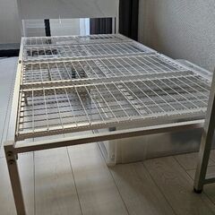 美品✨シングル 棚付きパイプベッド (ZO 大理石調)の画像