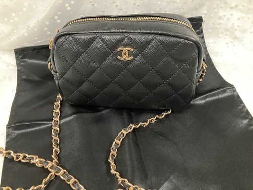 CHANEL ブラック ショルダーバッグ CHANEL シャネル ノベルティ ココマーク ショルダー バッグ ブラック
