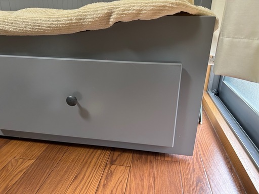 HEMNES ヘムネス　デイベッド BRIMNES ブリムネス