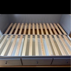 HEMNES ヘムネス　デイベッド BRIMNES ブリムネスの画像