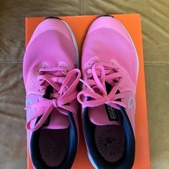 Nike スターランナーGS 23.0cmの画像