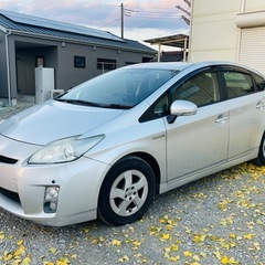 プリウス30 S  30万の画像