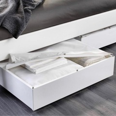 キャスター付き
ベッド下収納の画像