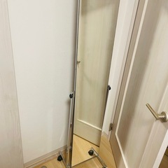 弘益 スタンドミラー (飛散防止加工) シンプルでどんなお部屋にも馴染む‼️の画像
