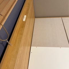 ダブルベッドフレームの画像