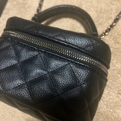 ショルダーバッグの画像