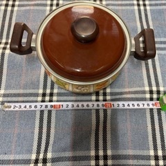 【無料！12/30 11:00まで】昭和レトロな琺瑯　両手鍋の画像