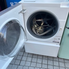 Panasonic ドラム式洗濯乾燥機 NA-VG1300L 2018年製の画像