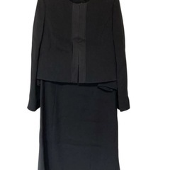 【新品タグ付き】東京イギンブラックフォーマル ワンピーススーツの画像