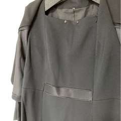 【新品タグ付き】東京イギンブラックフォーマル ワンピーススーツの画像