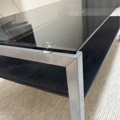 ガラステーブルの画像