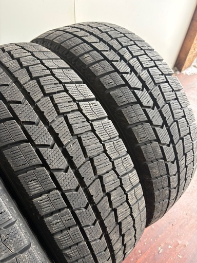 205/60/16冬ダンロップ