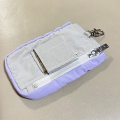 セイバン 公式特典 マルチポーチ 新品未使用 鍵リール付き　天使のはねの画像