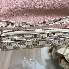 【ルイ・ヴィトン】長財布 ダミエ・アズール／ピンク内装（ペン跡あり）売りますの画像