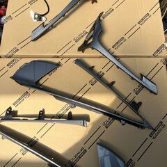 格安☆レクサスLC500 ガーニッシュ、ランプガーニッシュセット純正品の画像