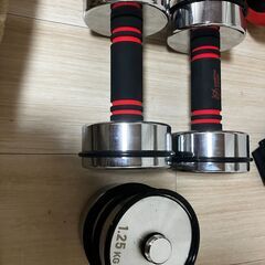 ダンベル・ウェイトセット一式まとめ売り【引き取り限定】¥10,000の画像