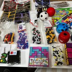 パズル・知育おもちゃ大量まとめ売り【未開封多数／引き取り限定】の画像