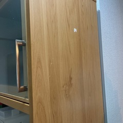 食器棚、カップボードの画像