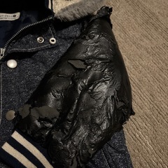 サイズ95  紺のコート　（他のものと同時購入で0円にします）の画像