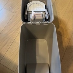 アップリカ　おむつゴミ箱の画像