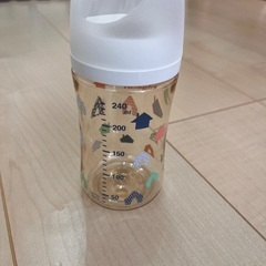 ピジョン　哺乳瓶8本　美品の画像