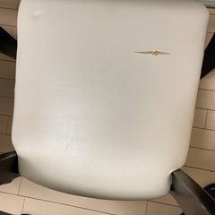 中古！！テーブル 椅子4脚 の画像