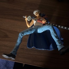 ワンピースローフィギュアの画像