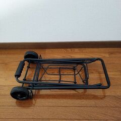 【無料！1/4まで】折りたたみ式 キャリーカートの画像