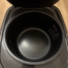 【お譲り先決定】炊飯器　の画像