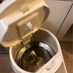 【お譲り先決定】電気ポット　の画像