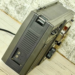 東芝「トライエックス1600」3バンドラジオの画像