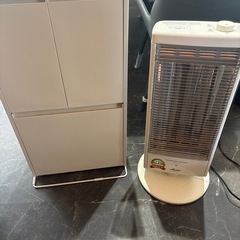 ダストボックス、電気ストーブ、ハンガーの画像