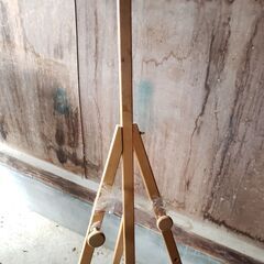 看板立て　イーゼル　キャンバス立て　木製　H1200　折り畳み式の画像