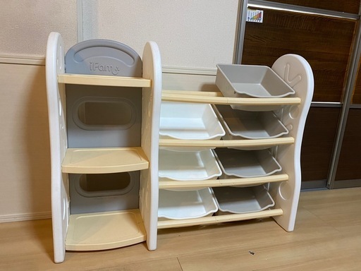 美品✨おもちゃ収納棚、本棚