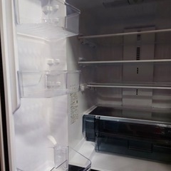 SHARP冷蔵庫の画像