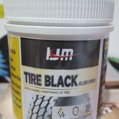 💗新品💗タイヤＷＡＸ大容量💗長持ちする輝き増強剤・保護剤配合　４５０ｍｌ　スポンジ付きの画像