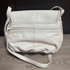 牛革　レディースバッグ　新品の画像