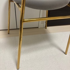 お譲り先決まりました。フランフラン　ベル チェア 2 グレー×ゴールドの画像