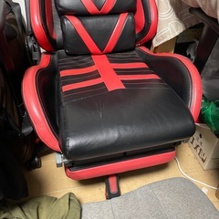 ゲーミングチェアの画像