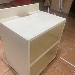 受付カウンター　レジ台の画像