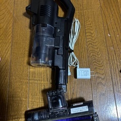 ブラック スティッククリーナー 本体 充電器付きの画像