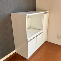 ニトリ　レンジ台　食器棚の画像
