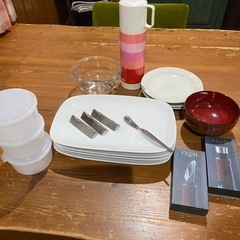 食器いろいろの画像