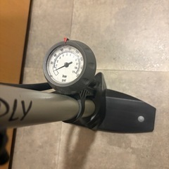 
自転車用空気入れ メーター付きの画像